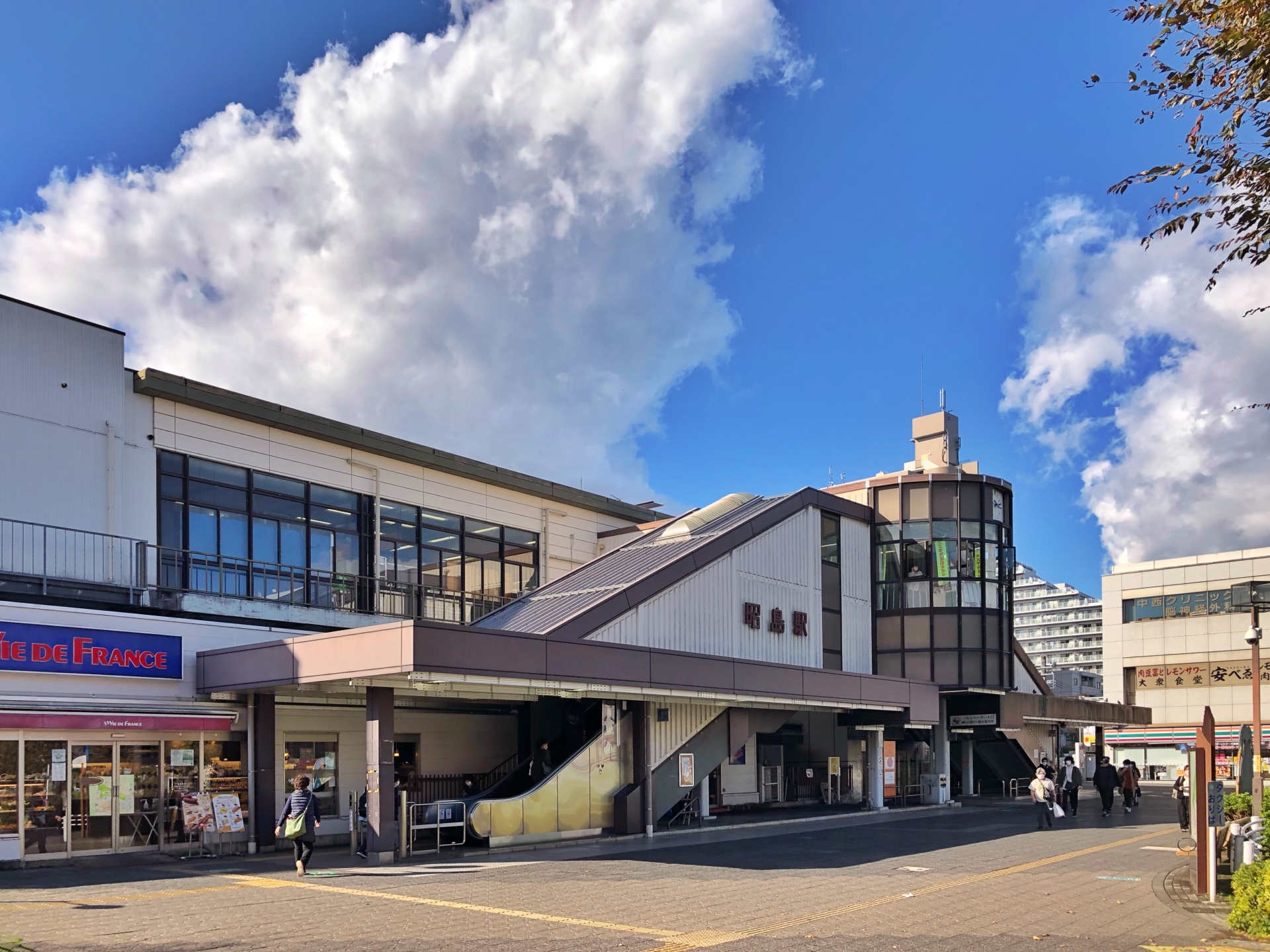 あきる野市の街並み風景写真