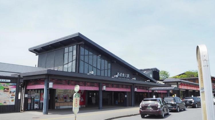 秩父市の街並み風景写真