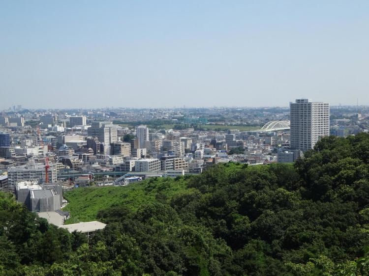 多摩区の街並み風景写真
