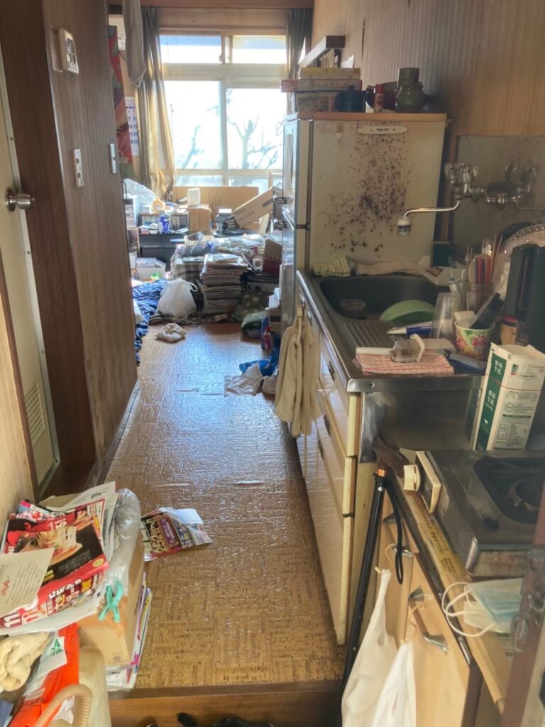 東京都三鷹市 特殊清掃 作業前